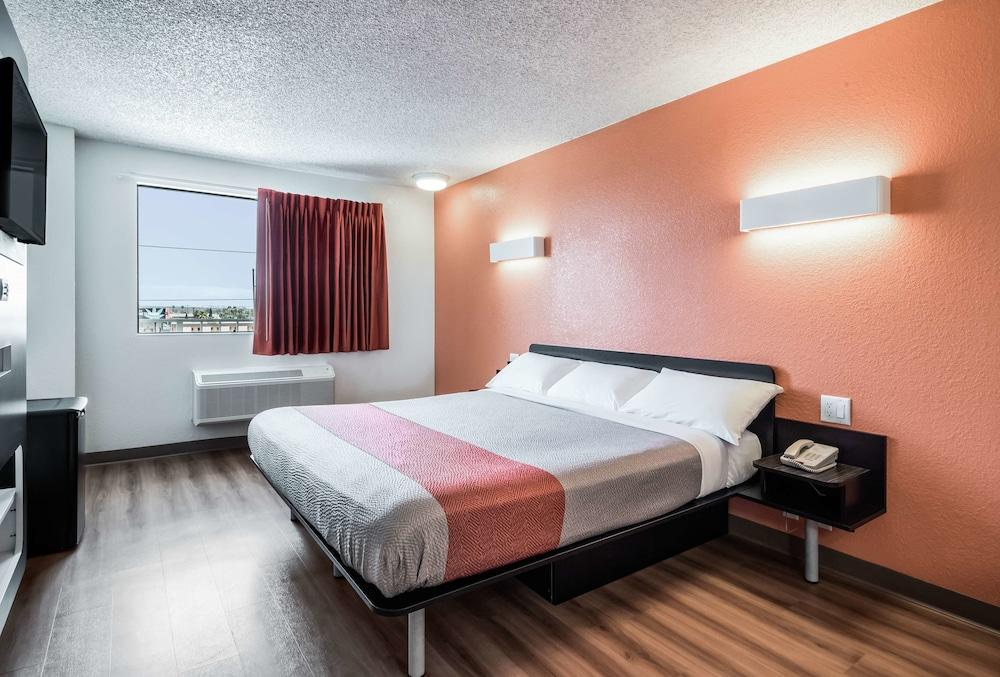 6-los Angeles, Ca - Angeles - Lax Hotel Inglewood