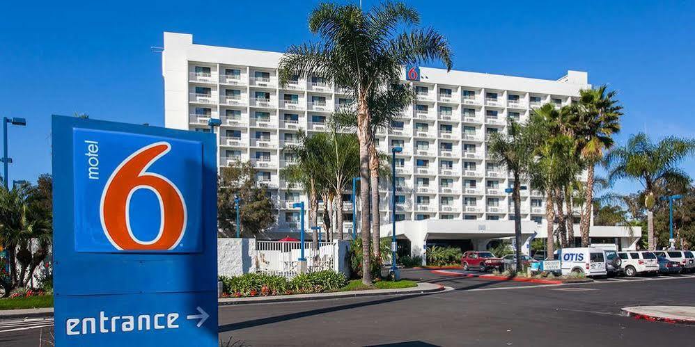 Hotel 6-los Angeles, Ca - Angeles - Lax Inglewood